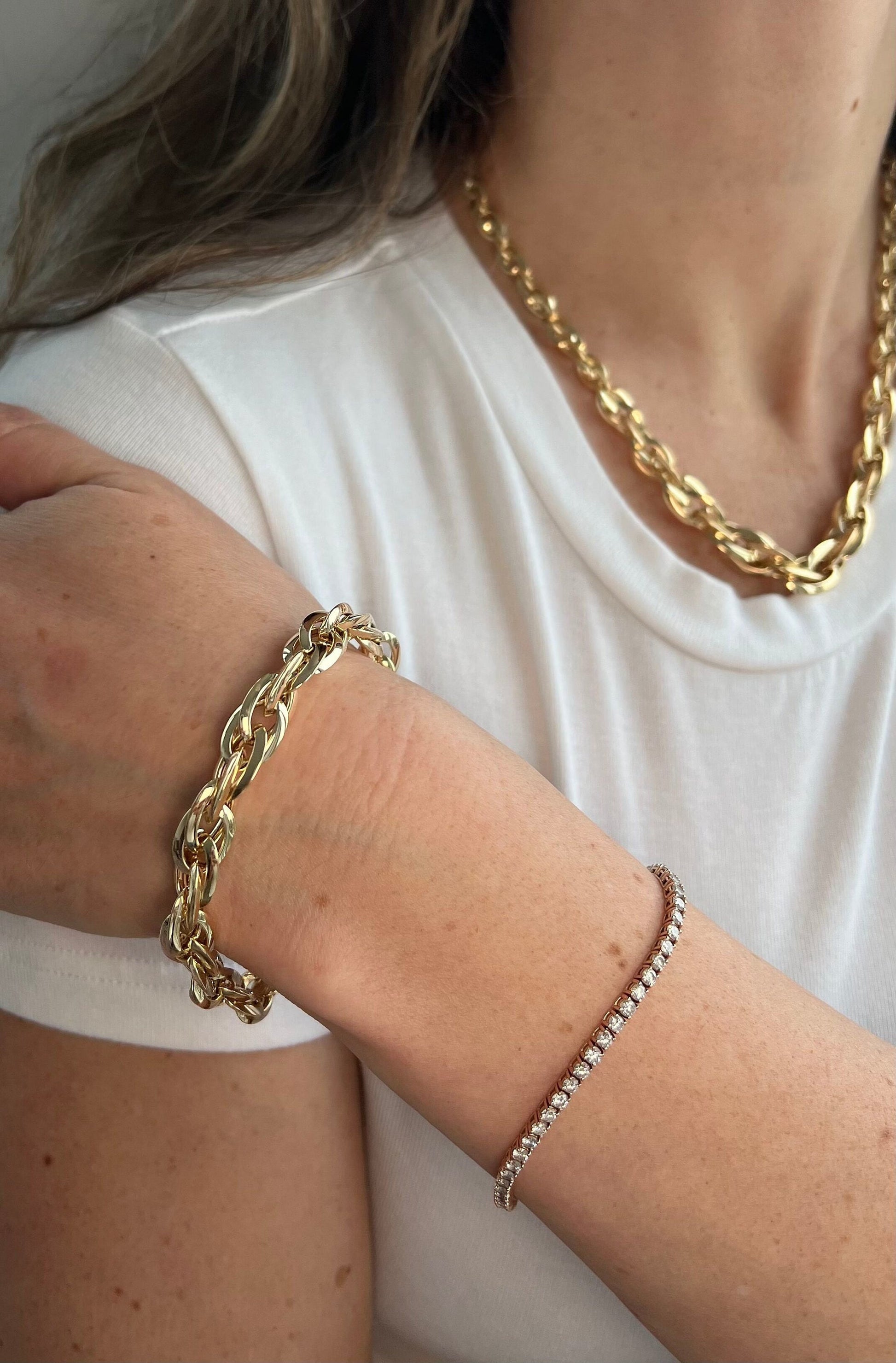 14K Yellow Gold 18" Graduating Double Oval Link Chain, 7-10mm, Women's Necklace