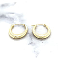 14K Yellow Gold 19x11mm Graduated Textured Oval Hoop Earrings with Hinged Closure, 2.6mm Thick, Textured Earrings