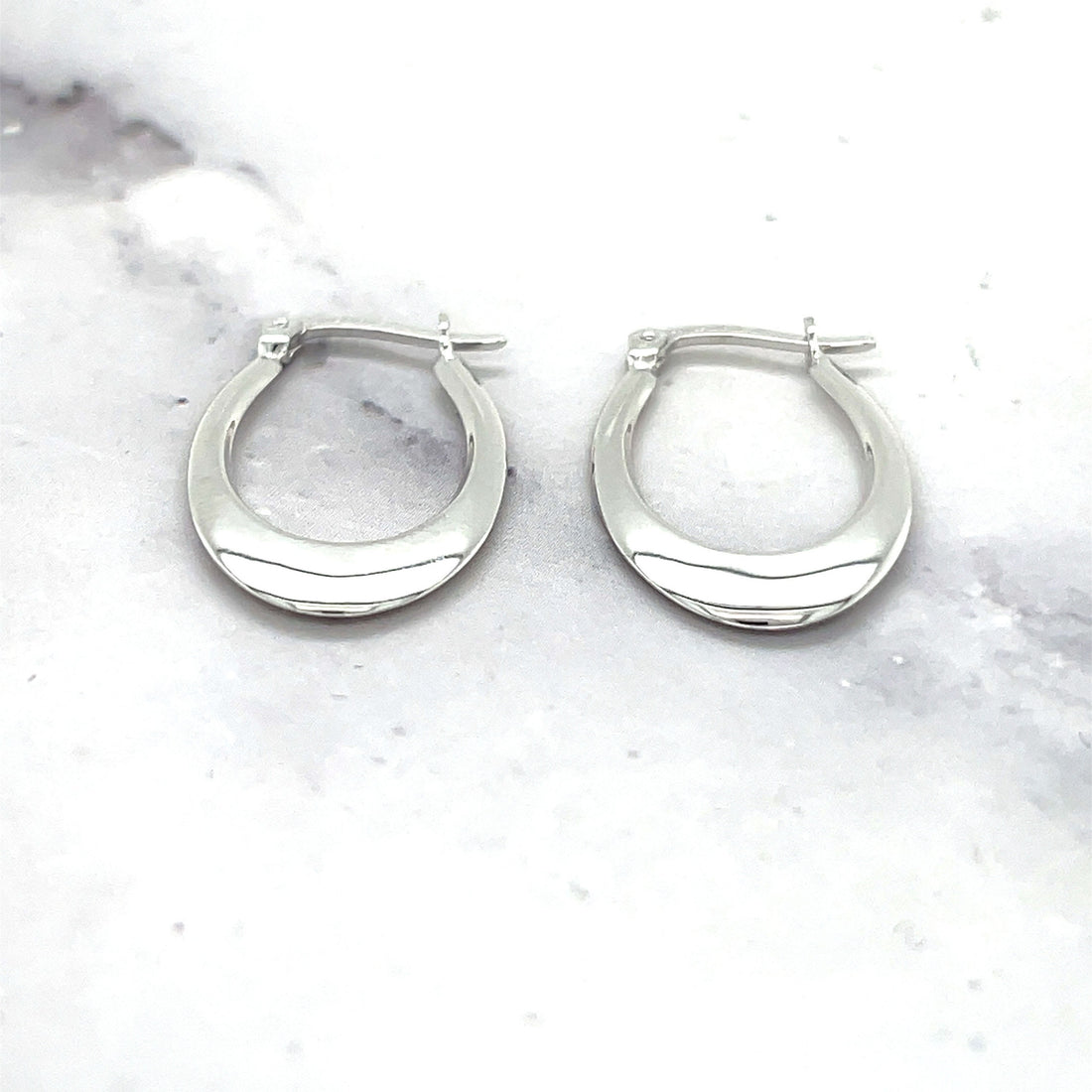 14K White Gold Graduated Oval Hoop Earrings, 1.6mm Thick, Oval Earrings, Real Gold Hoops, Yellow Gold, Women Gold Earrings